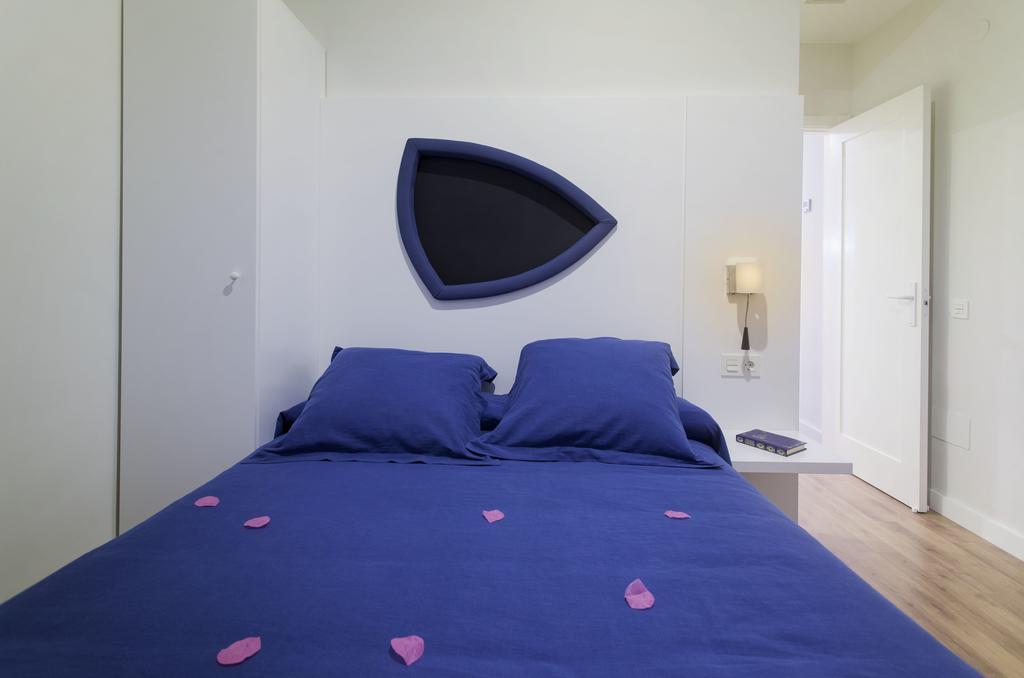 Picasso Suites Málaga Kamer foto