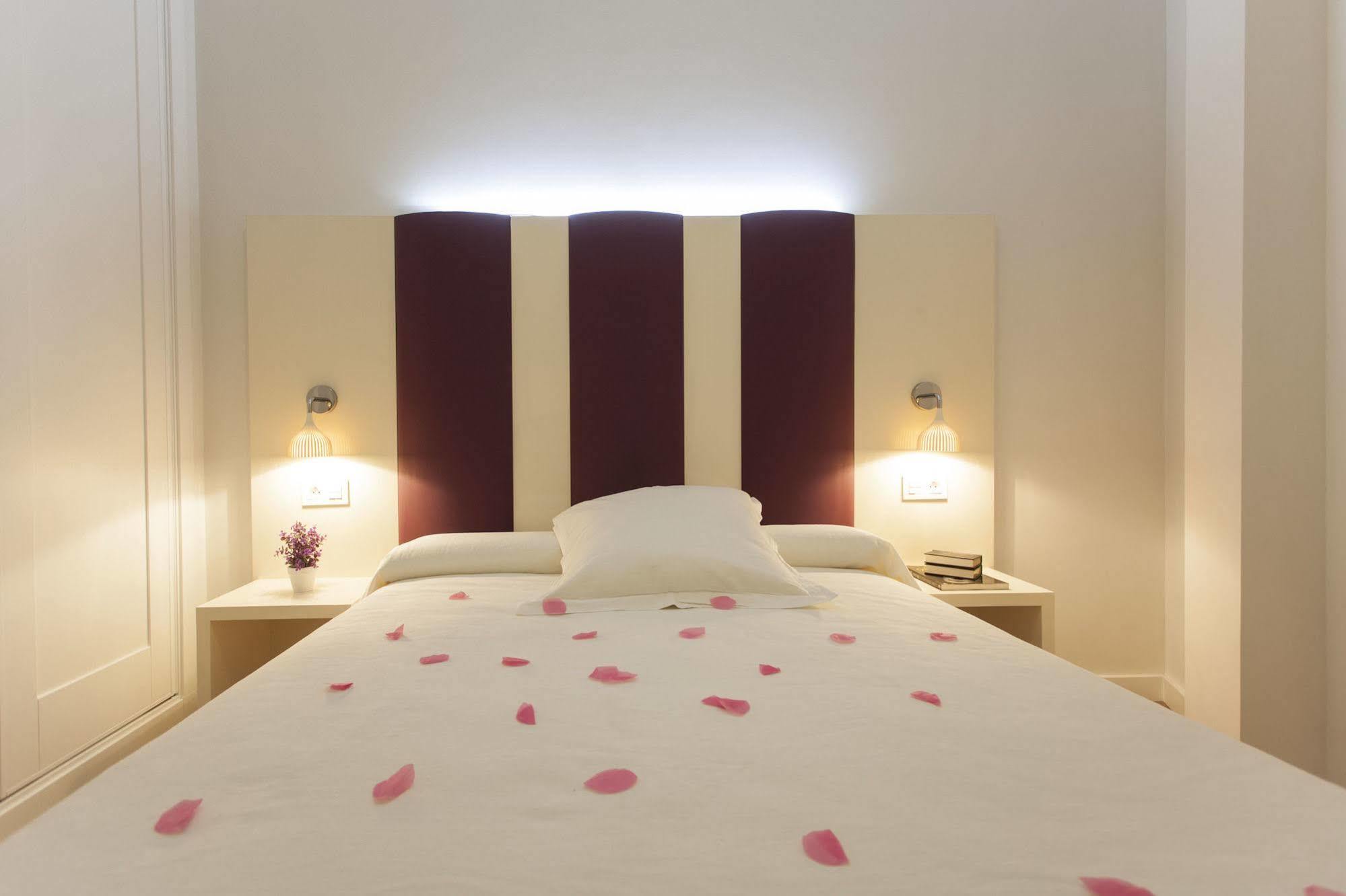Picasso Suites Málaga Buitenkant foto