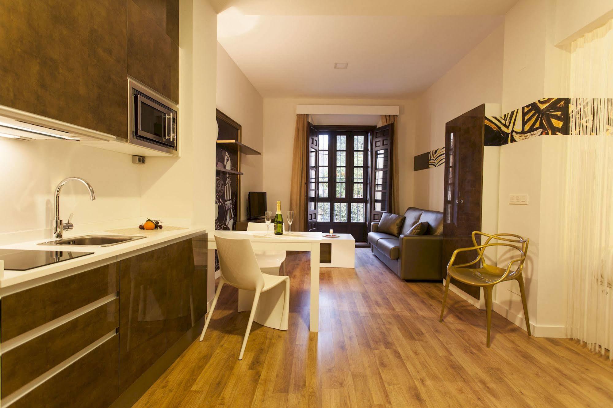 Picasso Suites Málaga Buitenkant foto